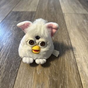 FURBY BUDDIES ORIGINAL 70 700 TIGER ELECTRONICS - Non Talking White